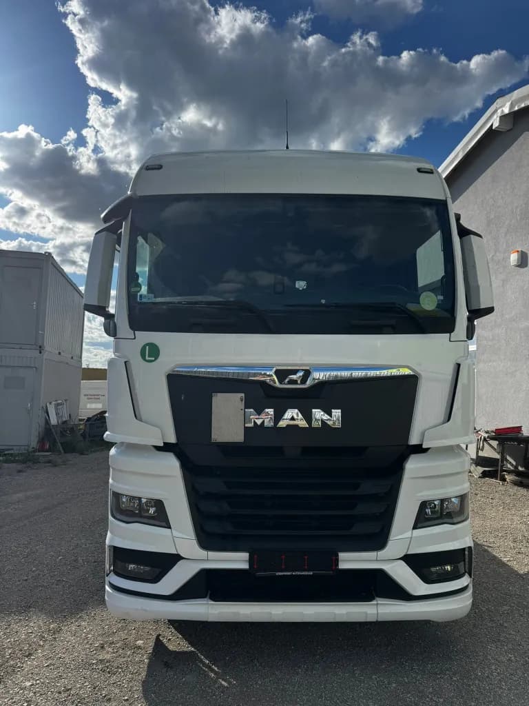 MAN TGX