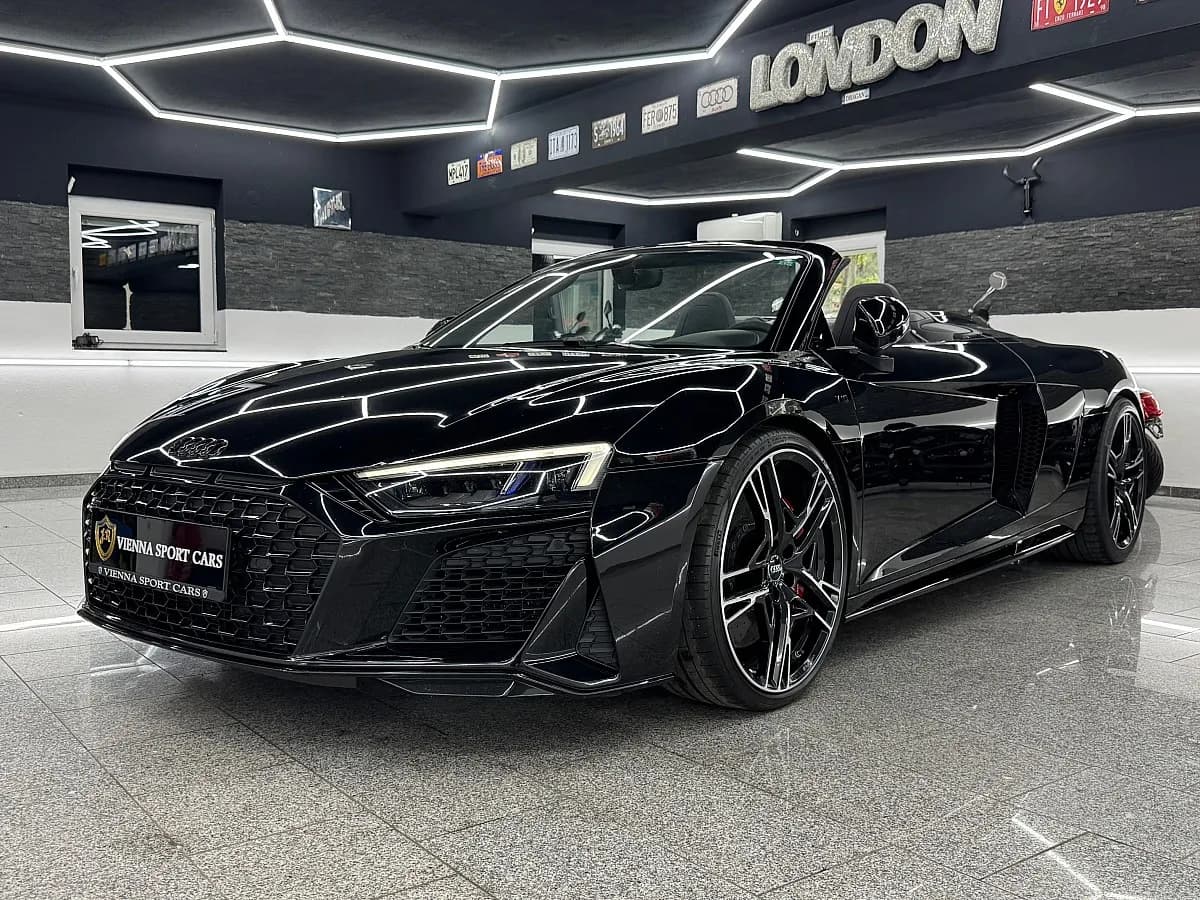 Audi R8