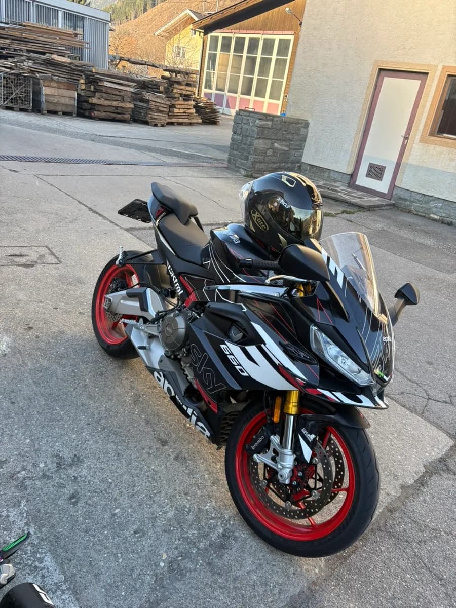 Aprilia RS
