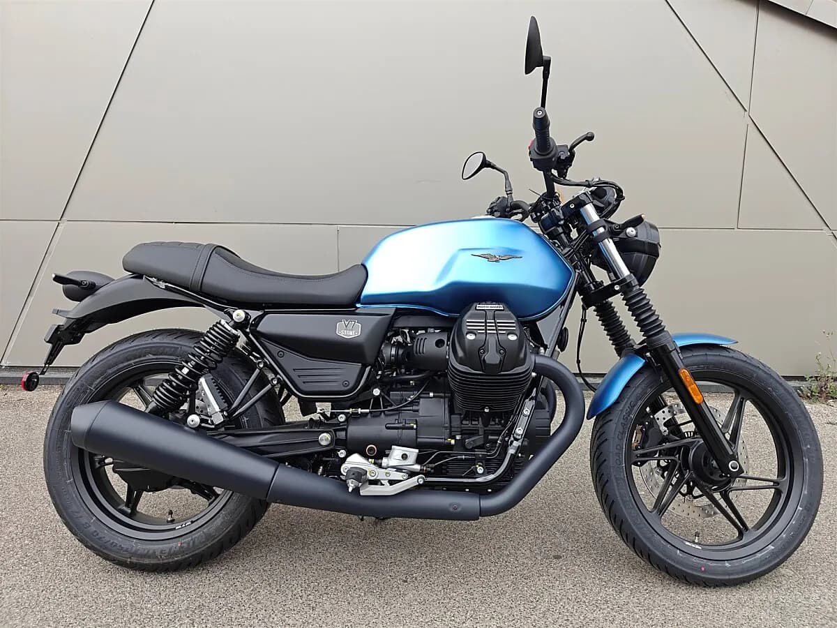 Moto Guzzi V7