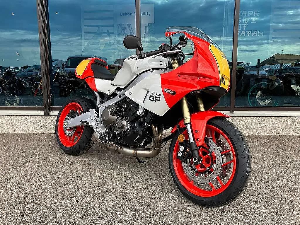 Yamaha XSR