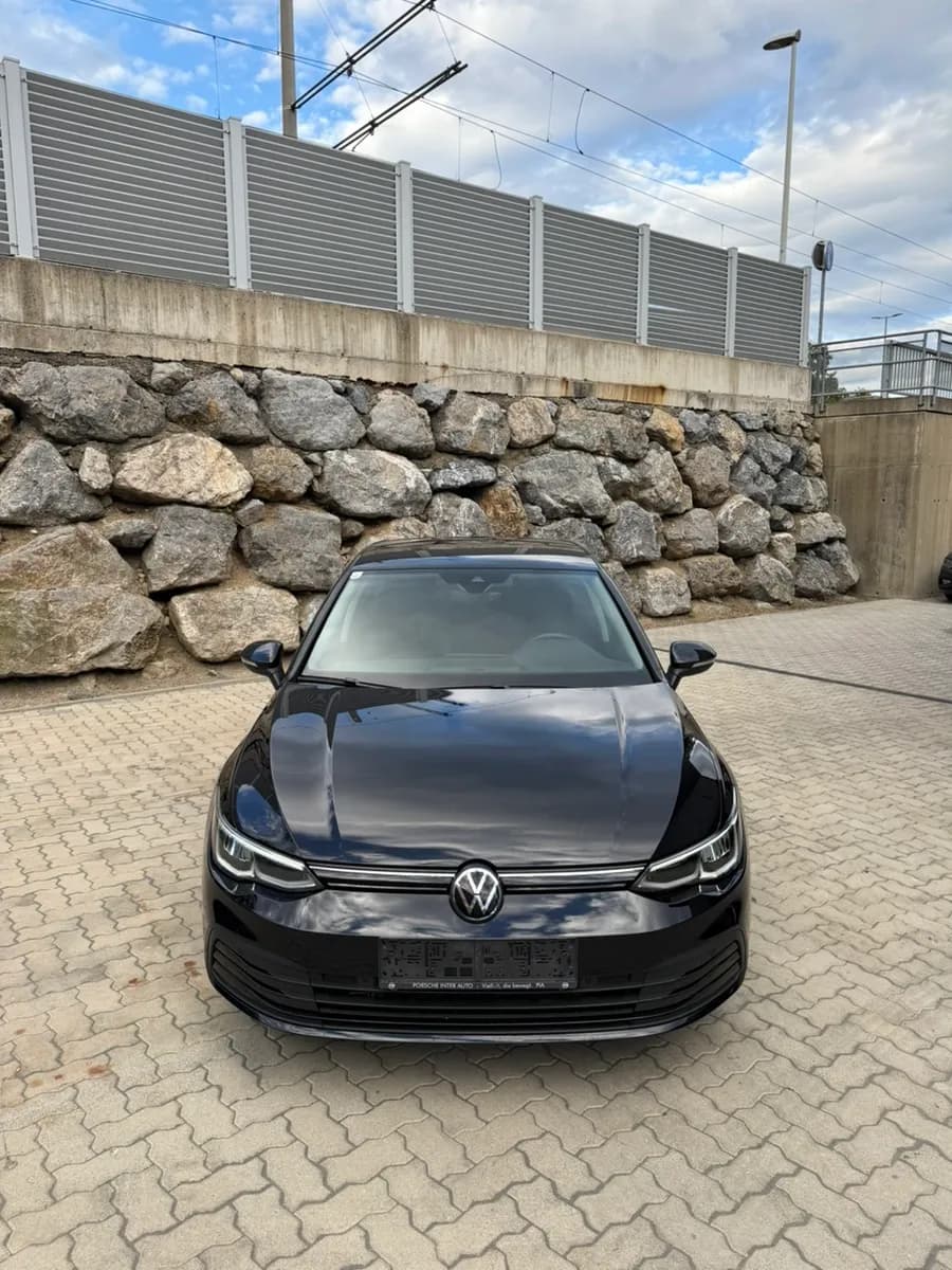 VW Golf