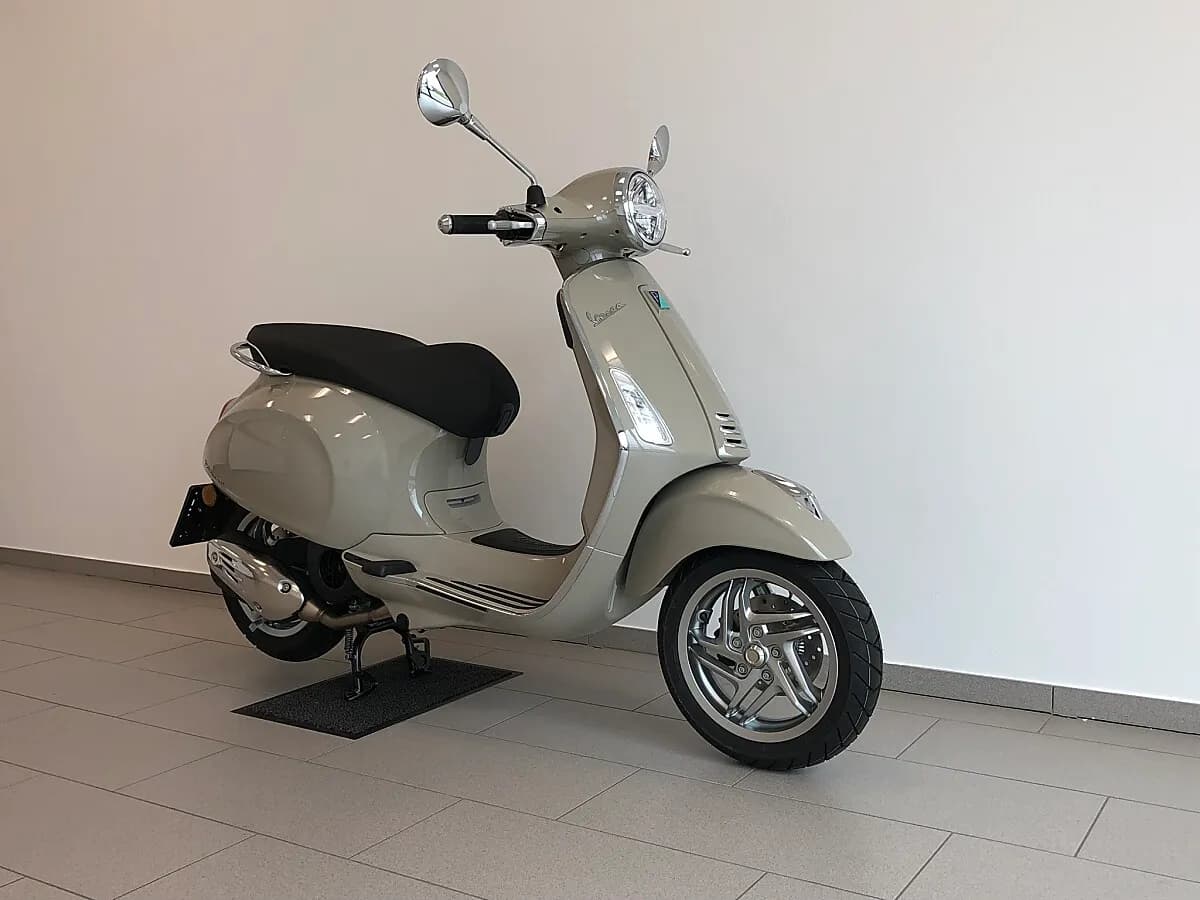Vespa Primavera