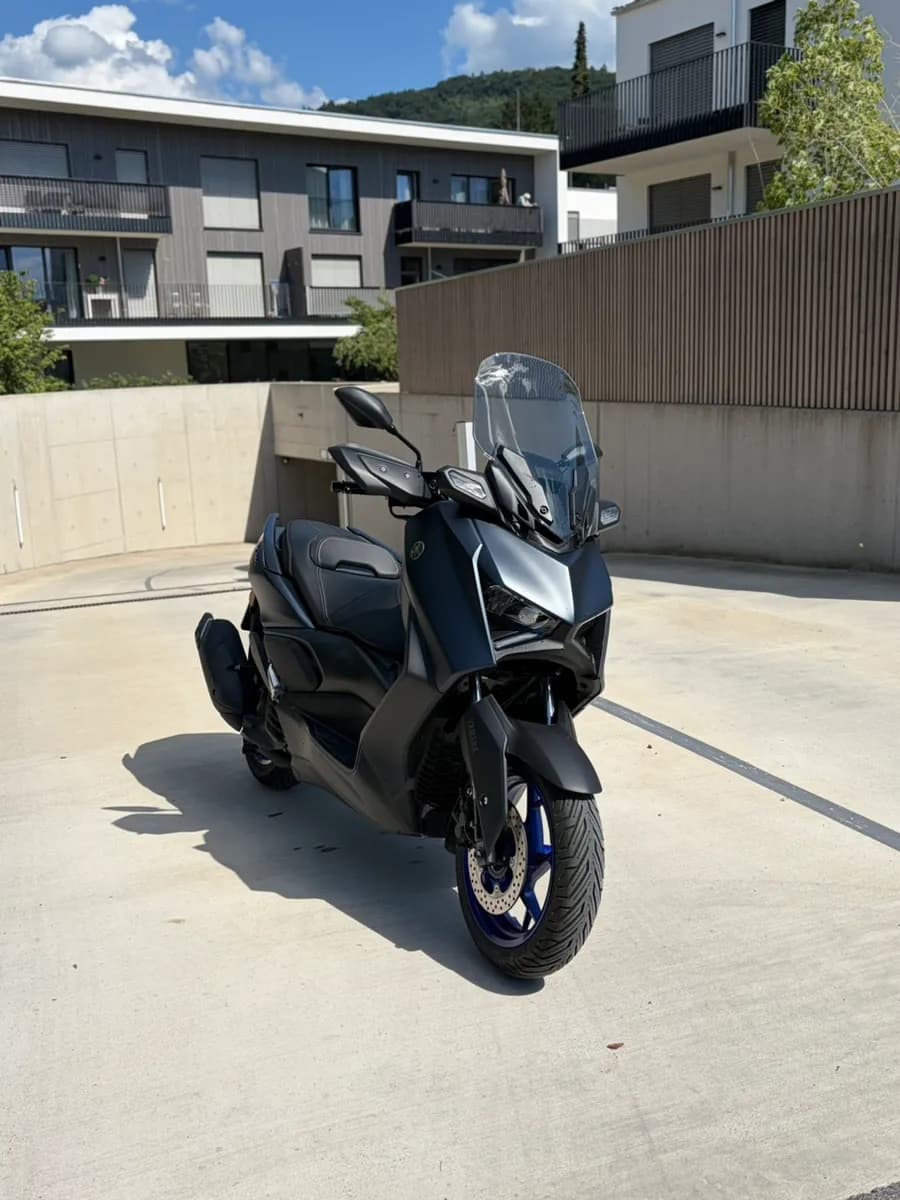 Yamaha X-Max