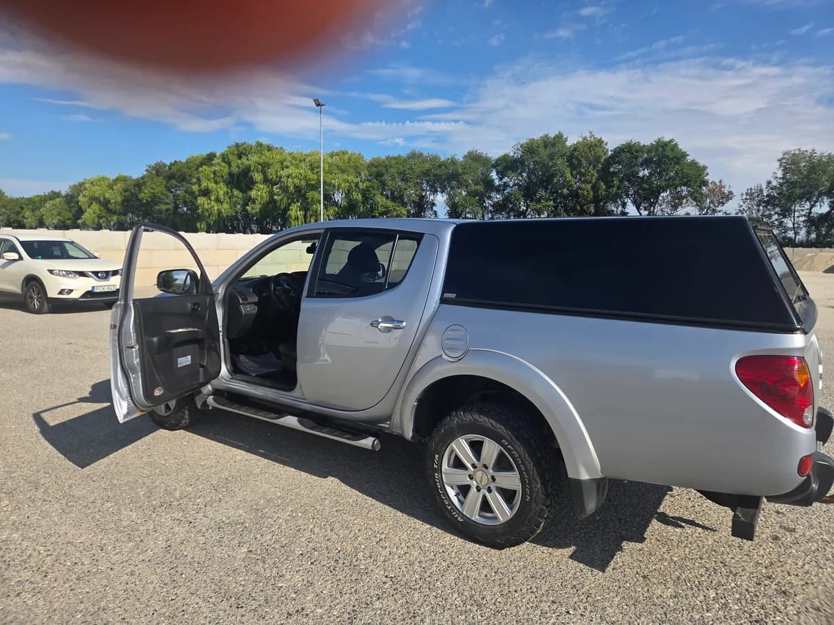 Mitsubishi L200