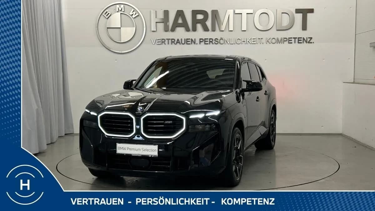 BMW XM
