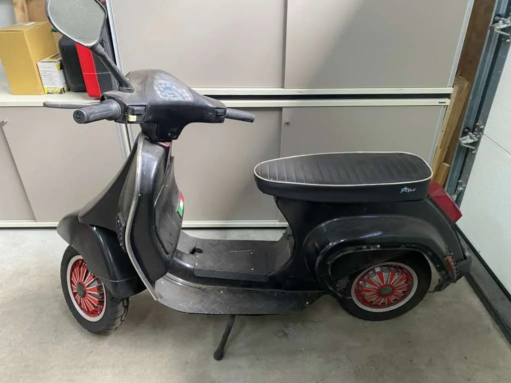 Vespa PK