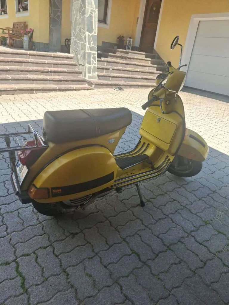 Vespa 125