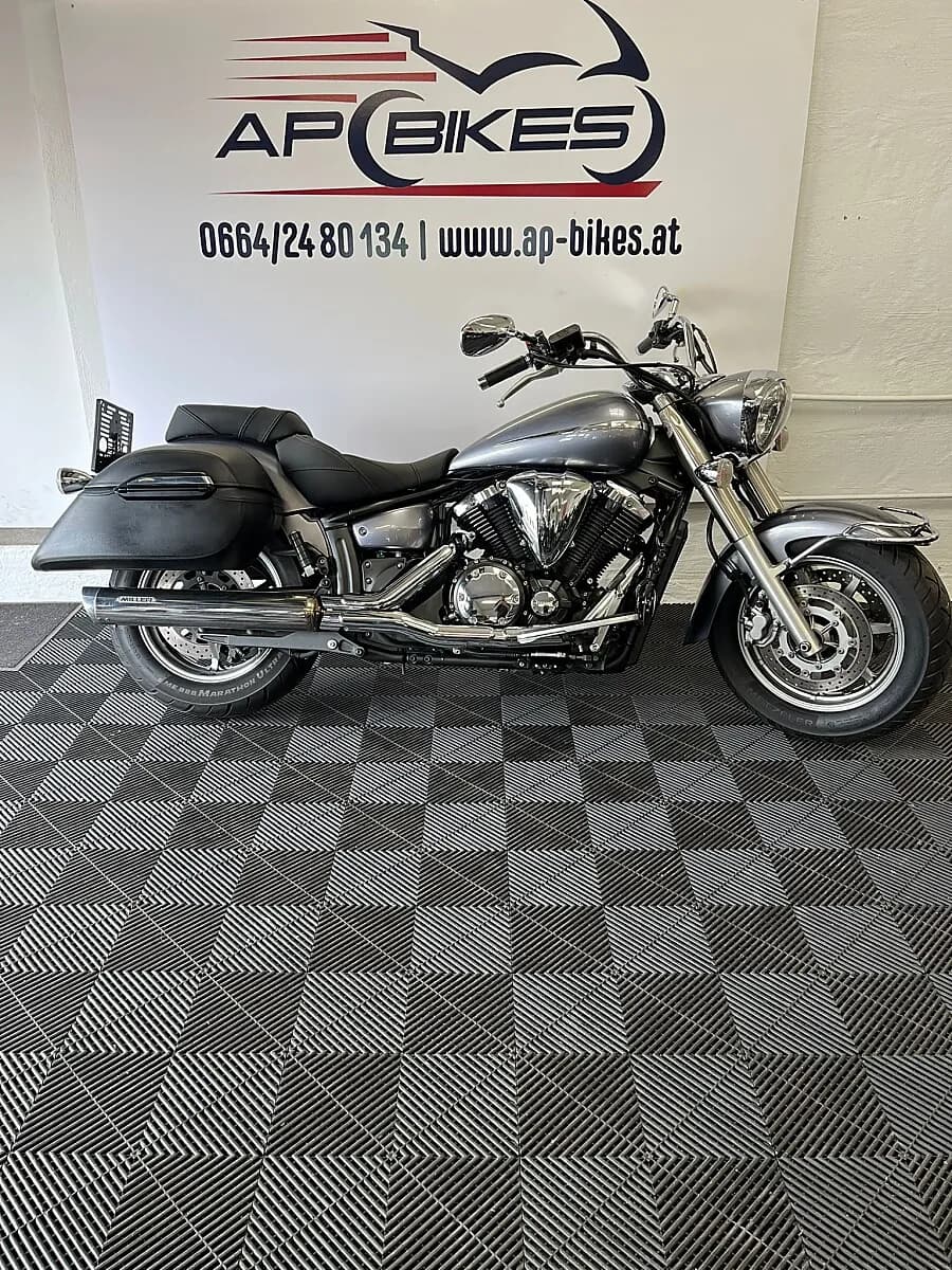 Yamaha XVS