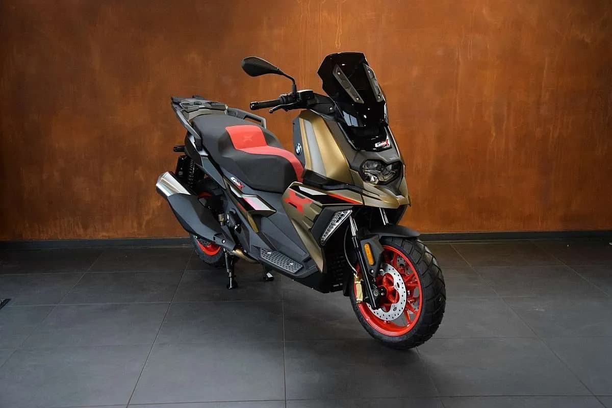 BMW C400