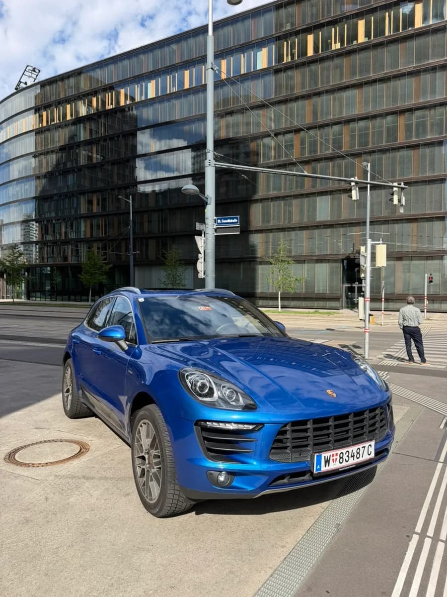 Porsche Macan