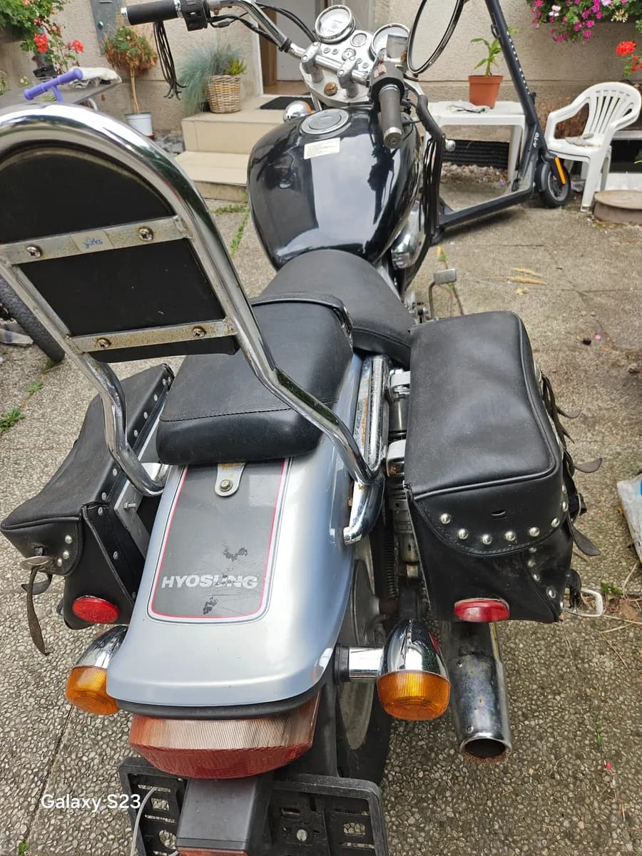 Hyosung Aquila