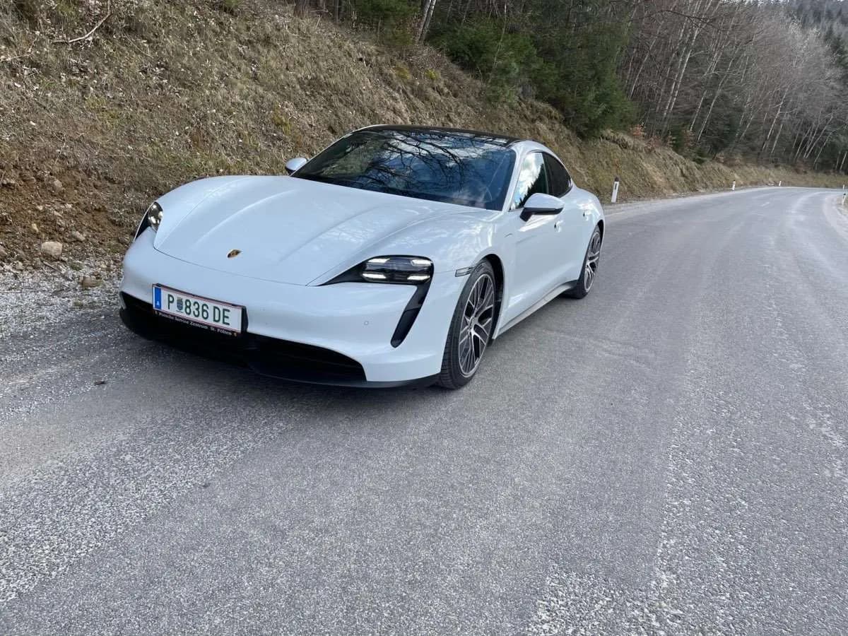 Porsche Taycan