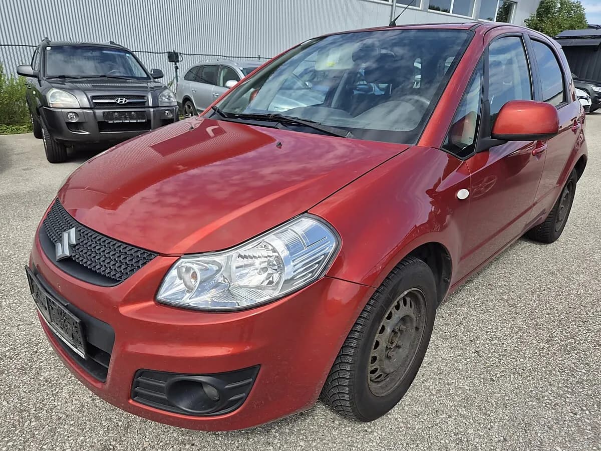 Suzuki SX4