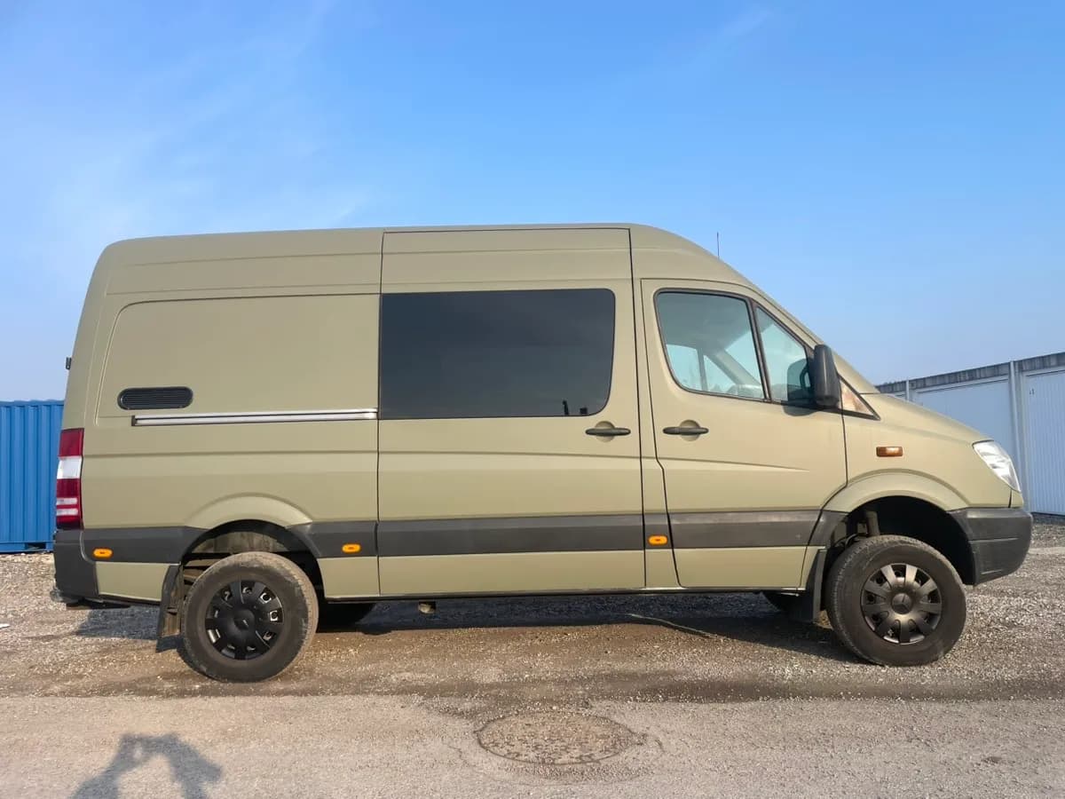 Mercedes-Benz Sprinter