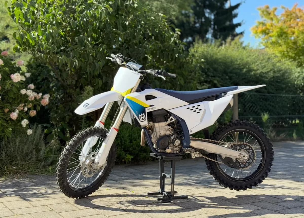 Husqvarna FC