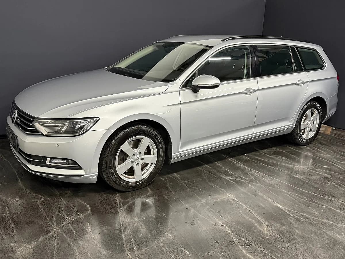 VW Passat