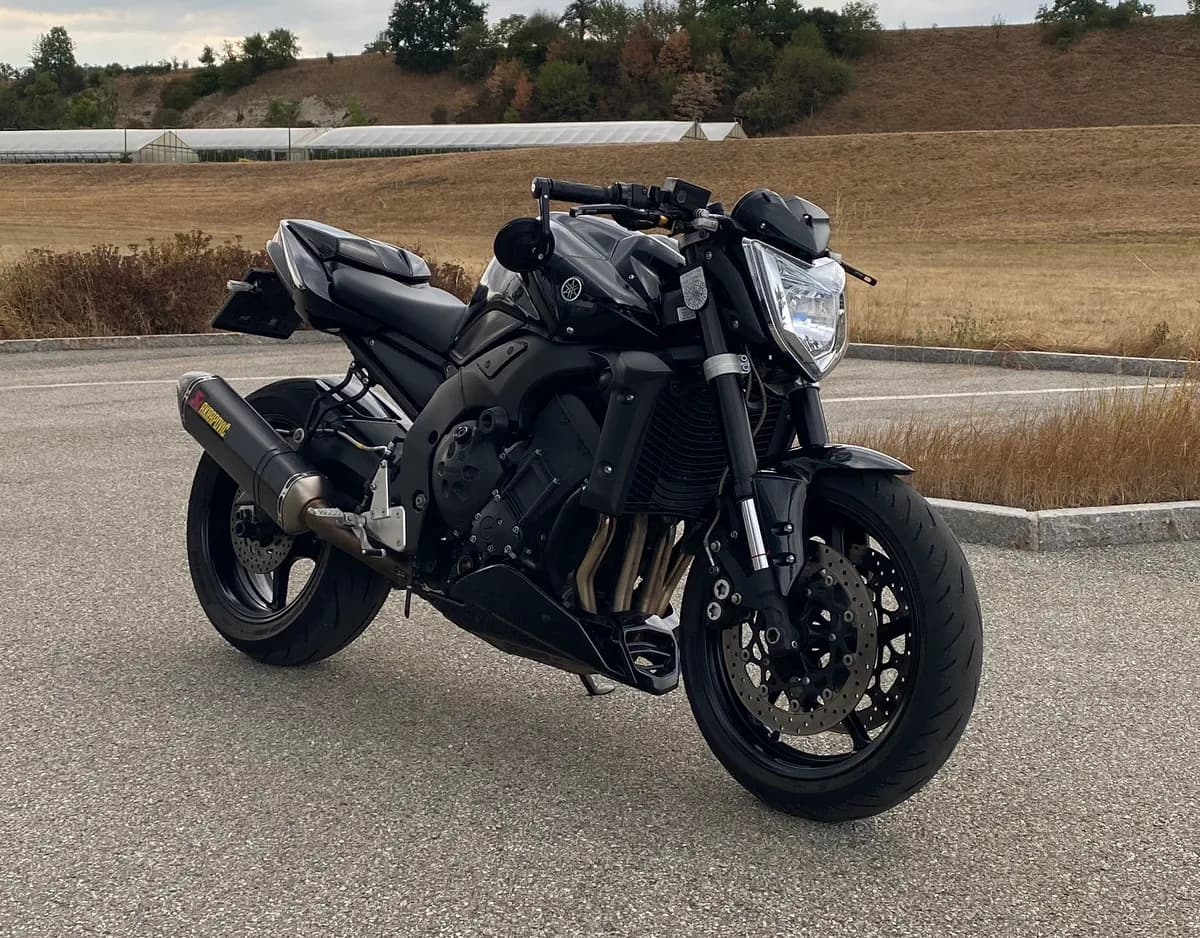 Yamaha FZ 1