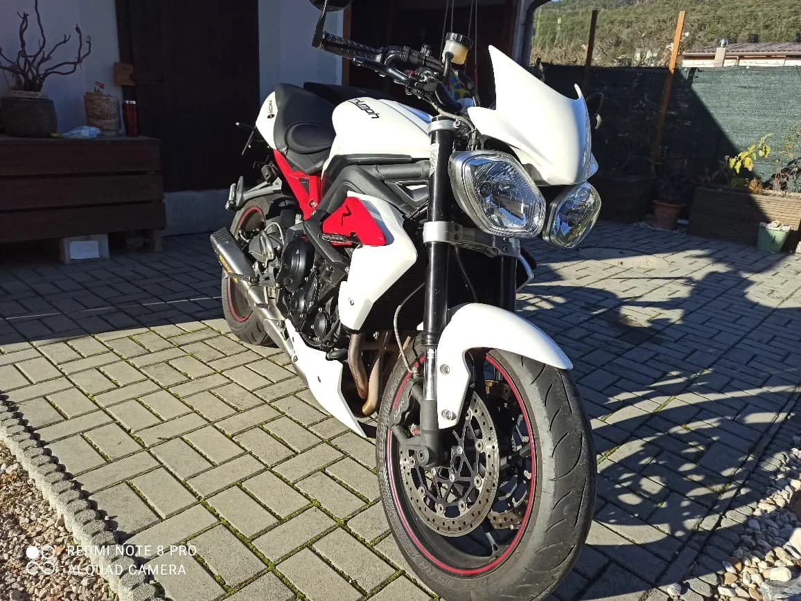 Triumph Street Triple