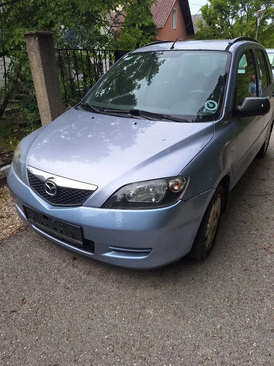 Mazda Mazda2