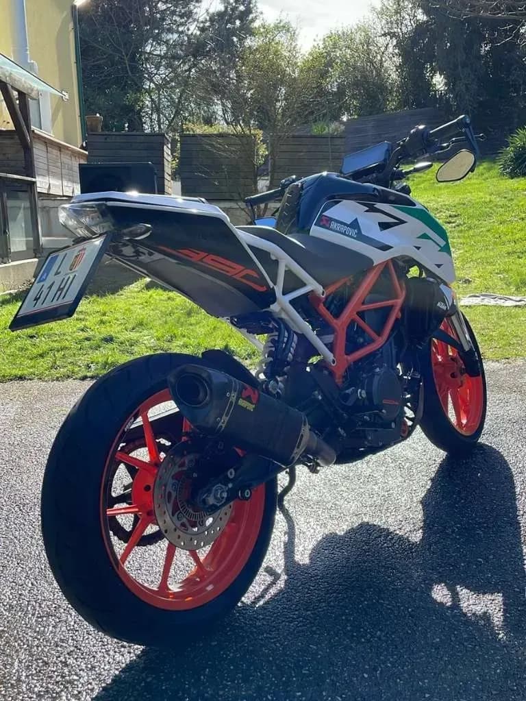 KTM 390