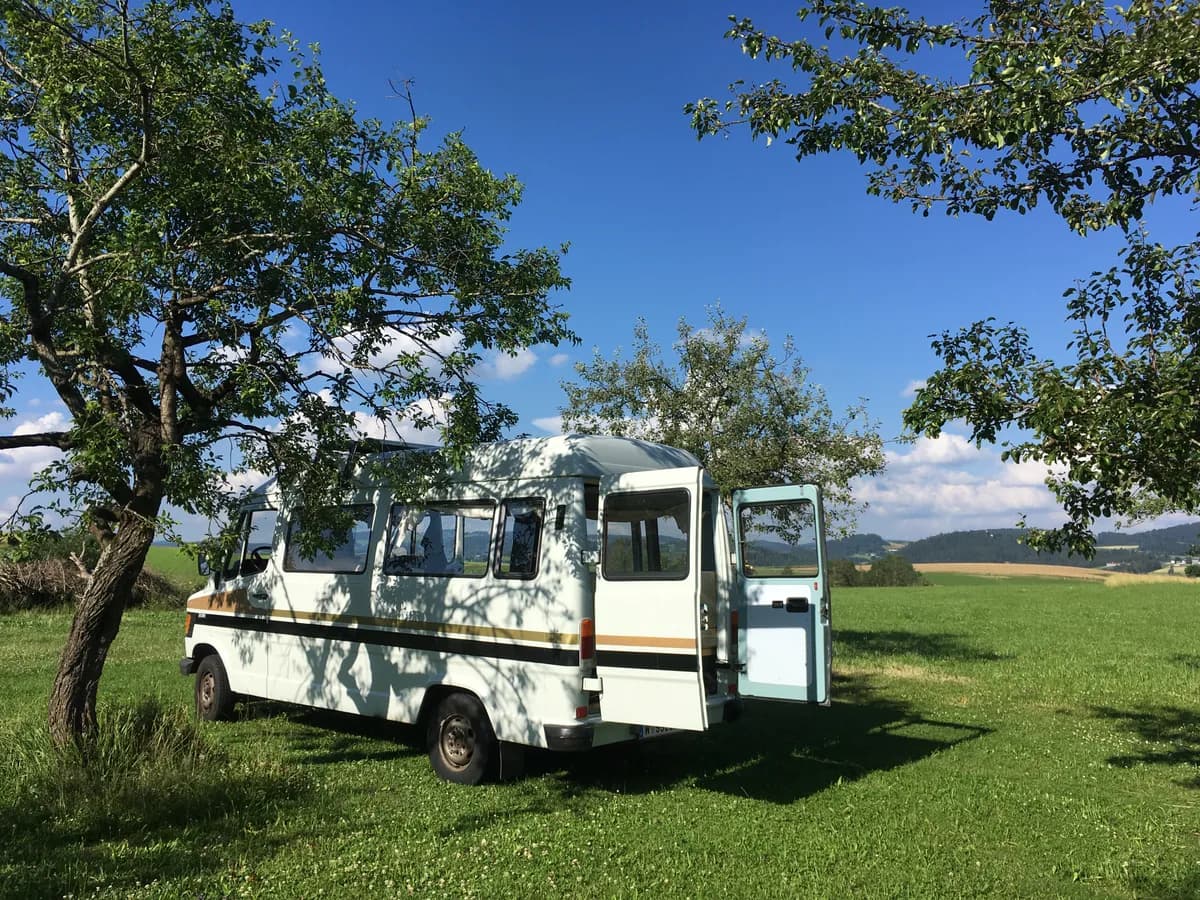 Mercedes-Benz T1 / Bremer / 208