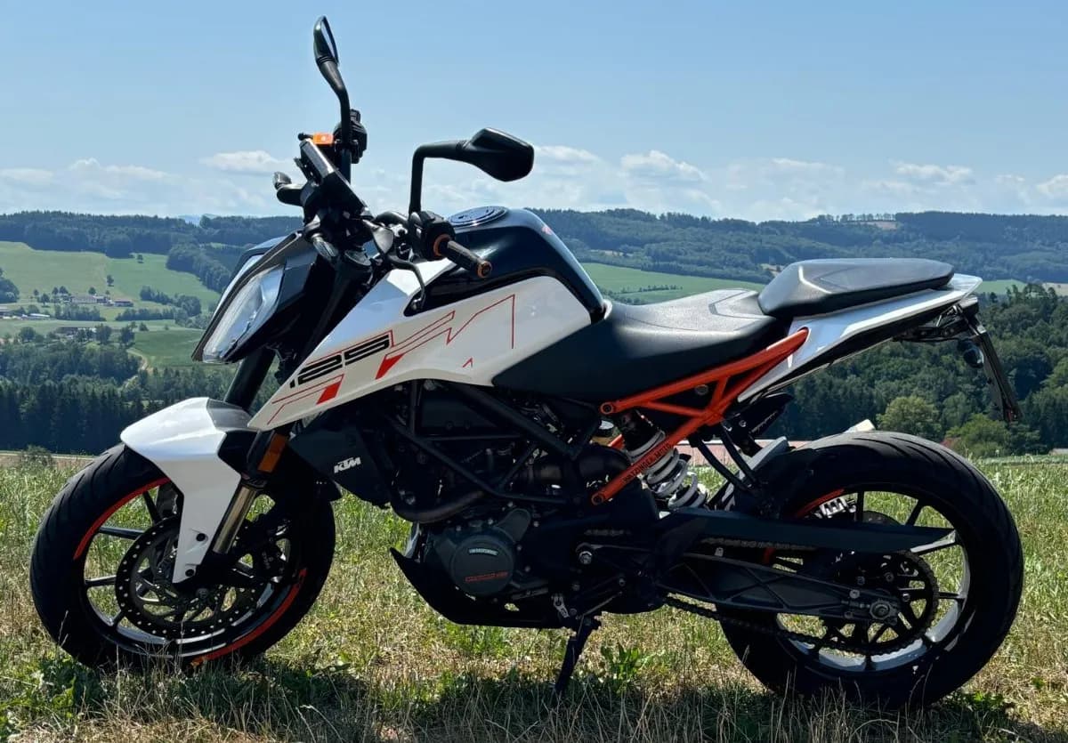 KTM Duke