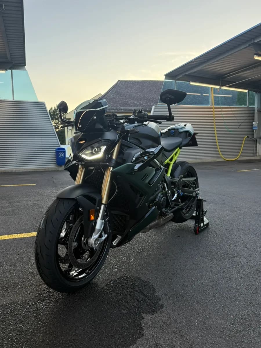 BMW S 1000