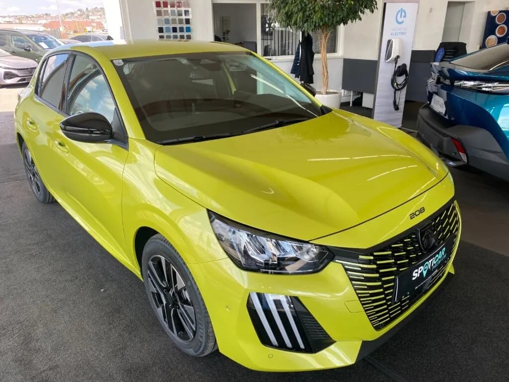 Peugeot 208