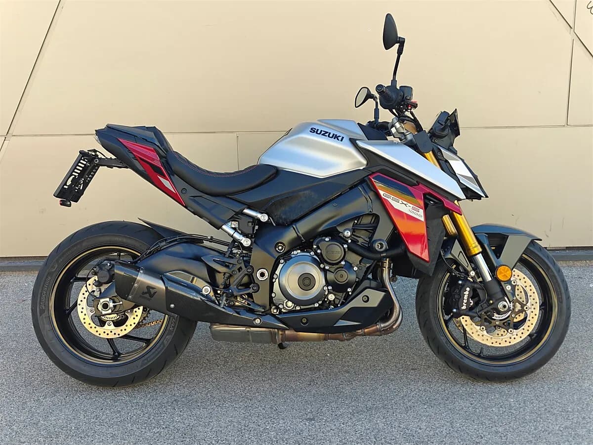 Suzuki GSX