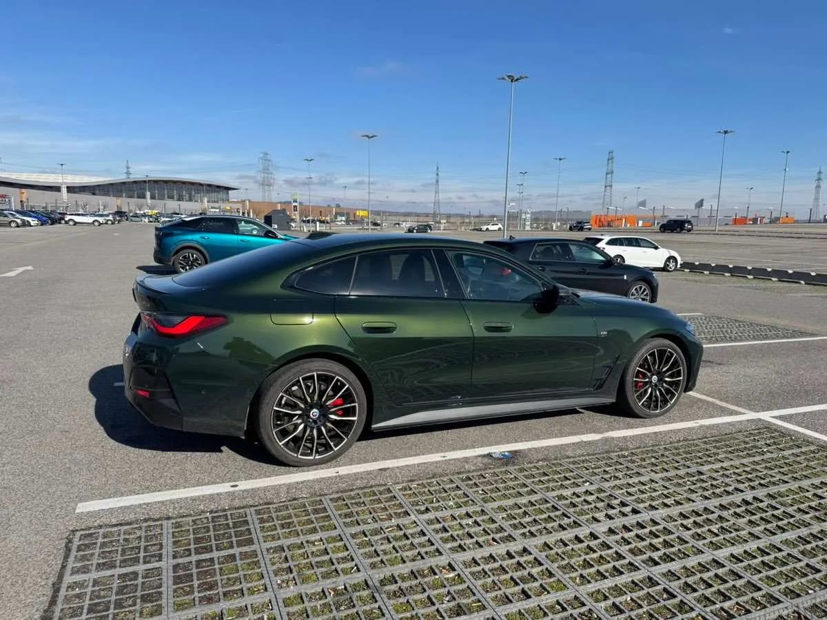 BMW i4
