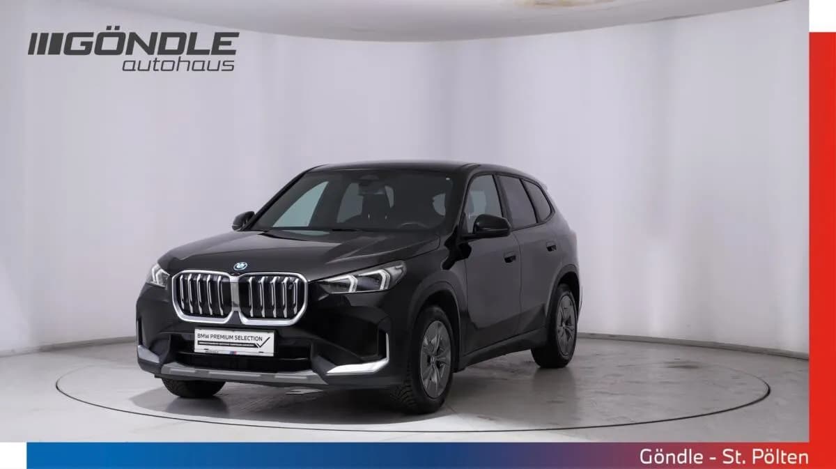 BMW iX1