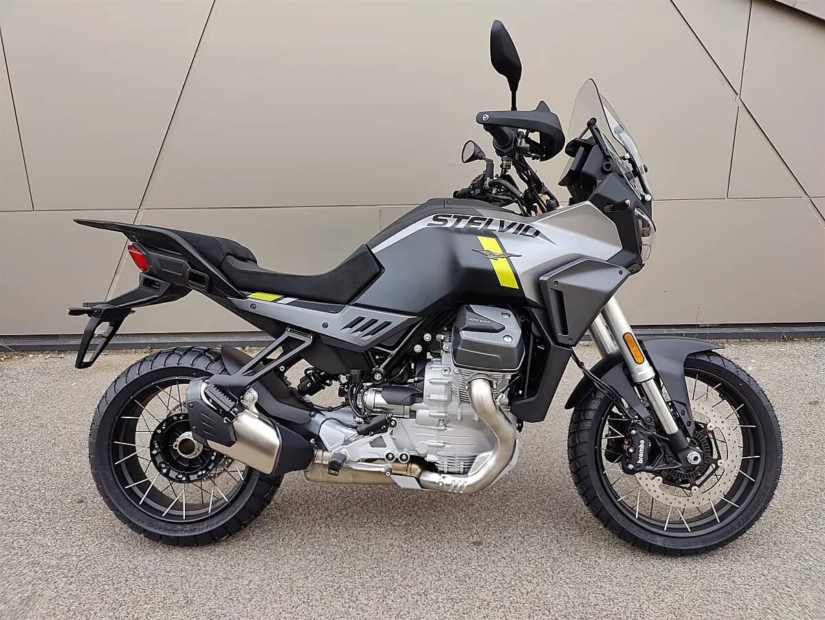 Moto Guzzi Stelvio