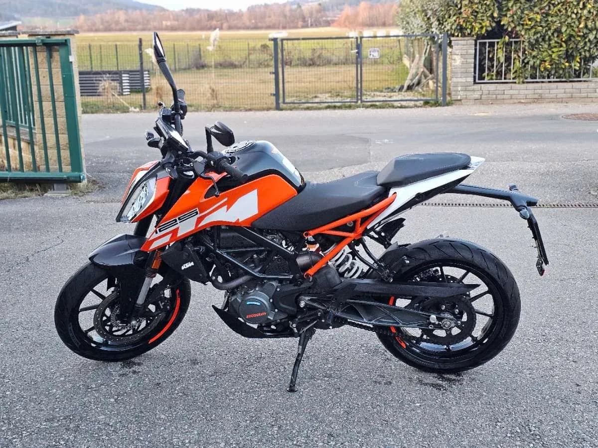 KTM 125