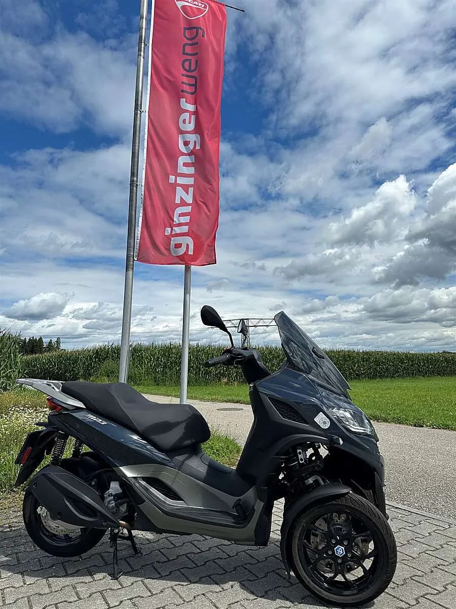 Piaggio MP3