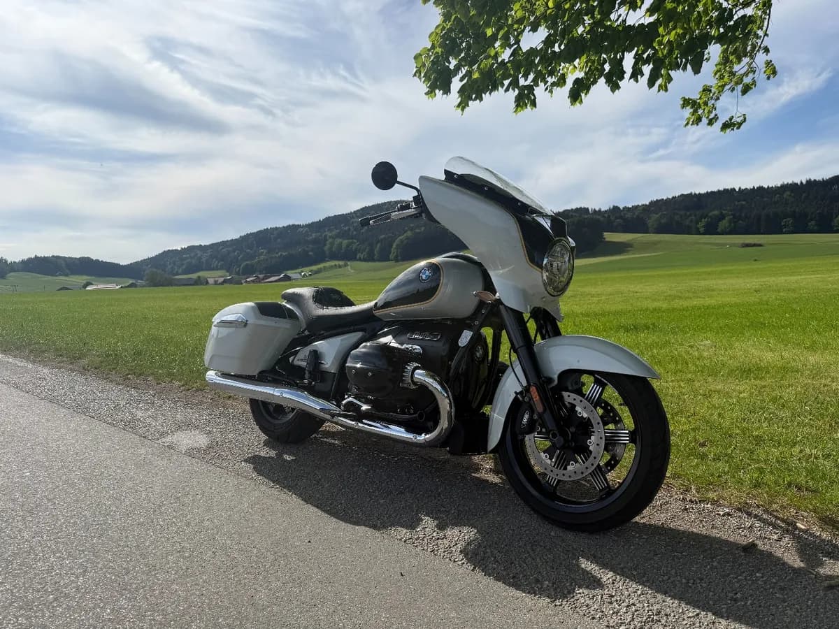 BMW R 18