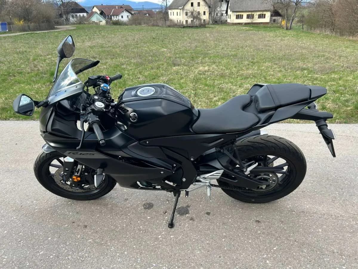 Yamaha YZF