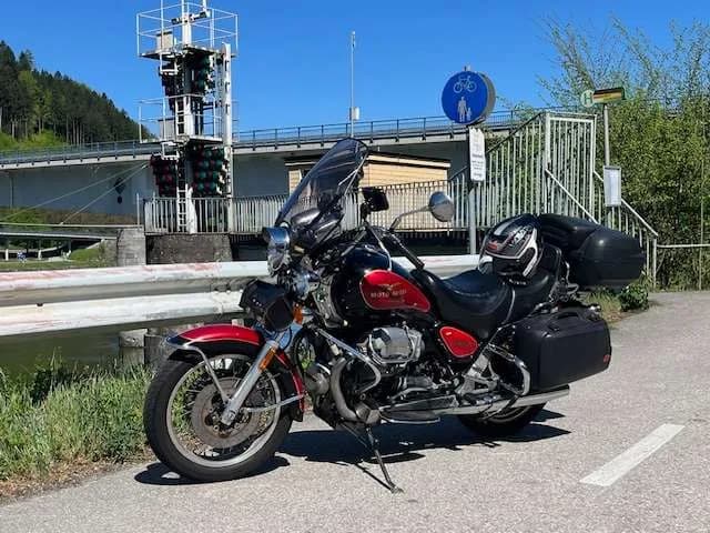 Moto Guzzi California