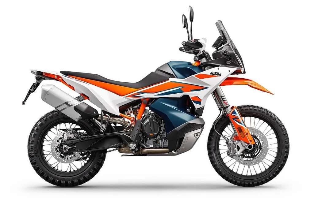 KTM 890