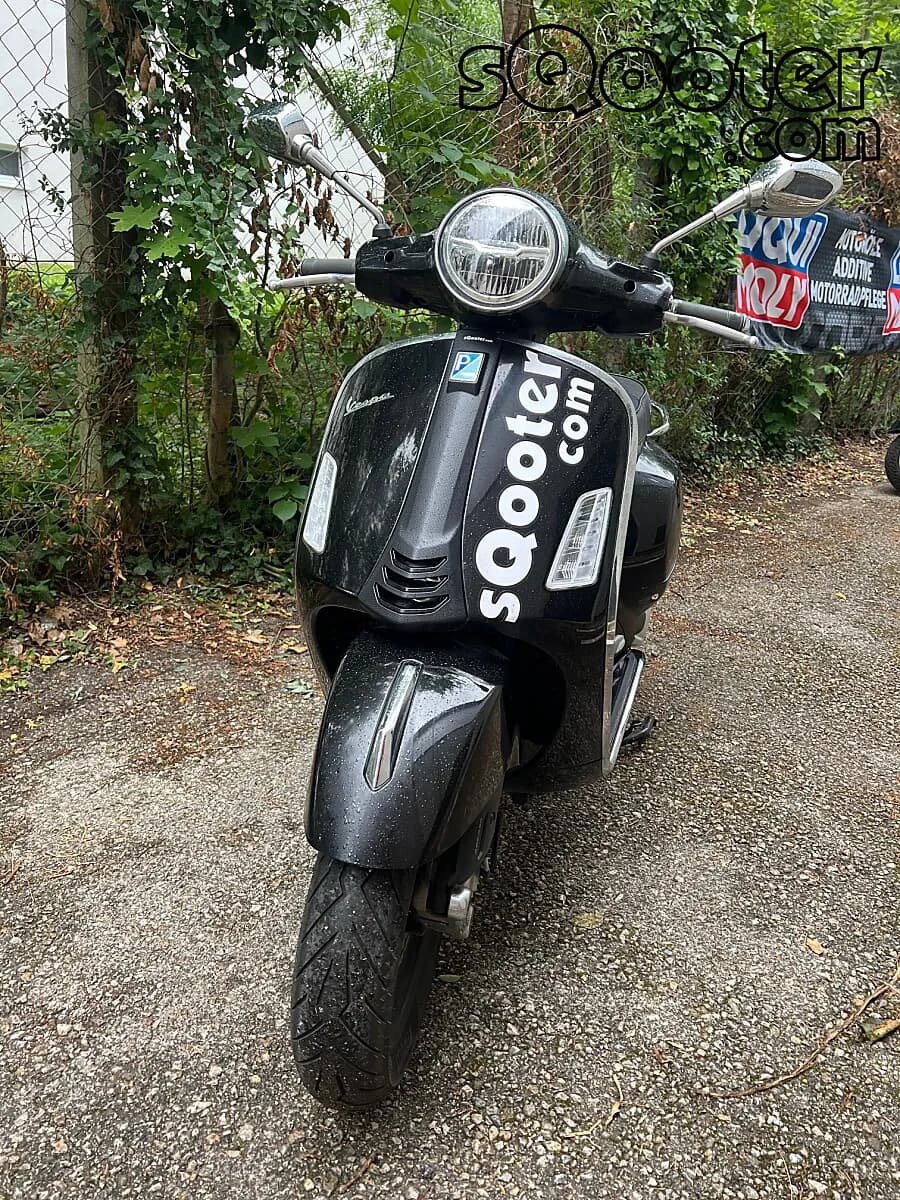Vespa GTS
