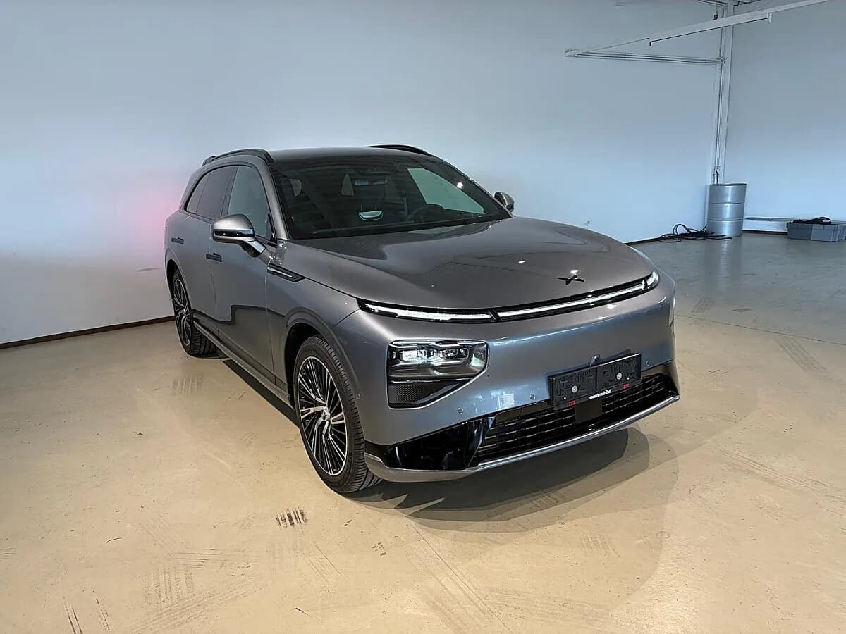 XPENG G9