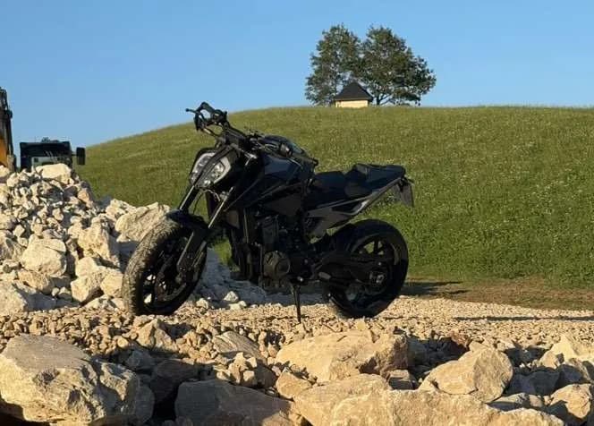 KTM 790 Duke