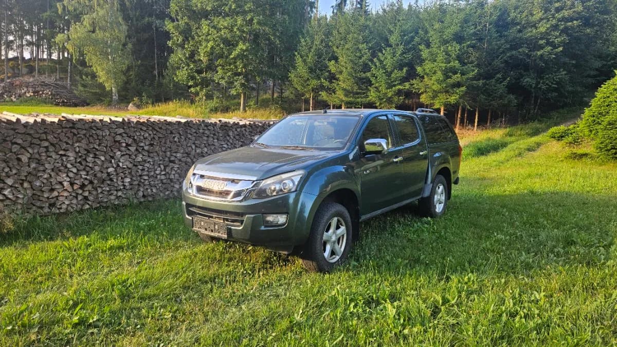 Isuzu Sonstige