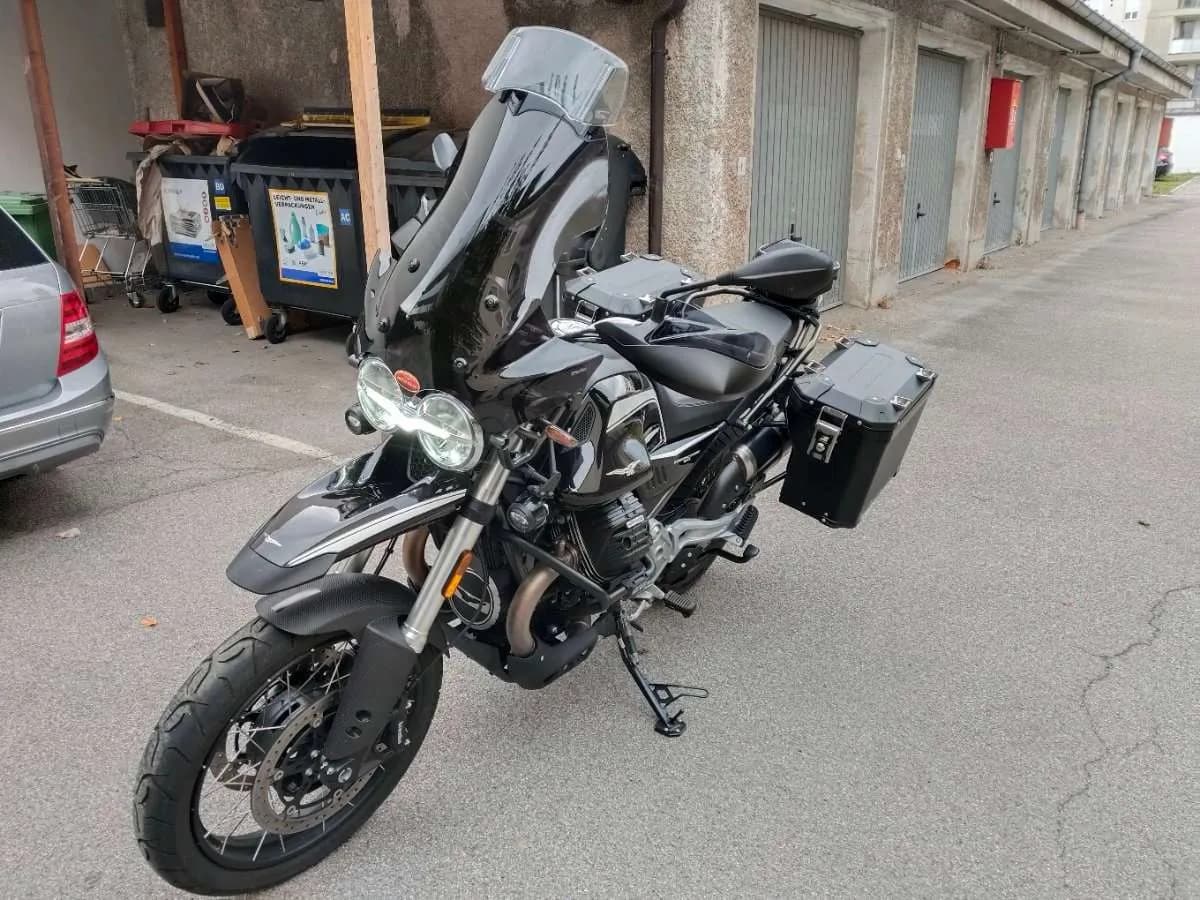 Moto Guzzi V85 TT