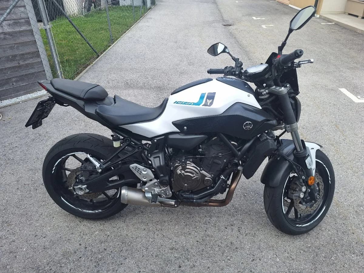 Yamaha MT