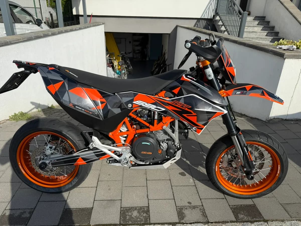 KTM 690