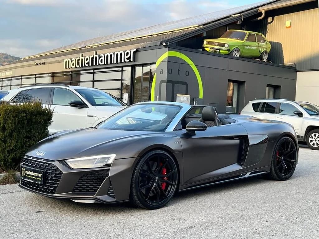 Audi R8