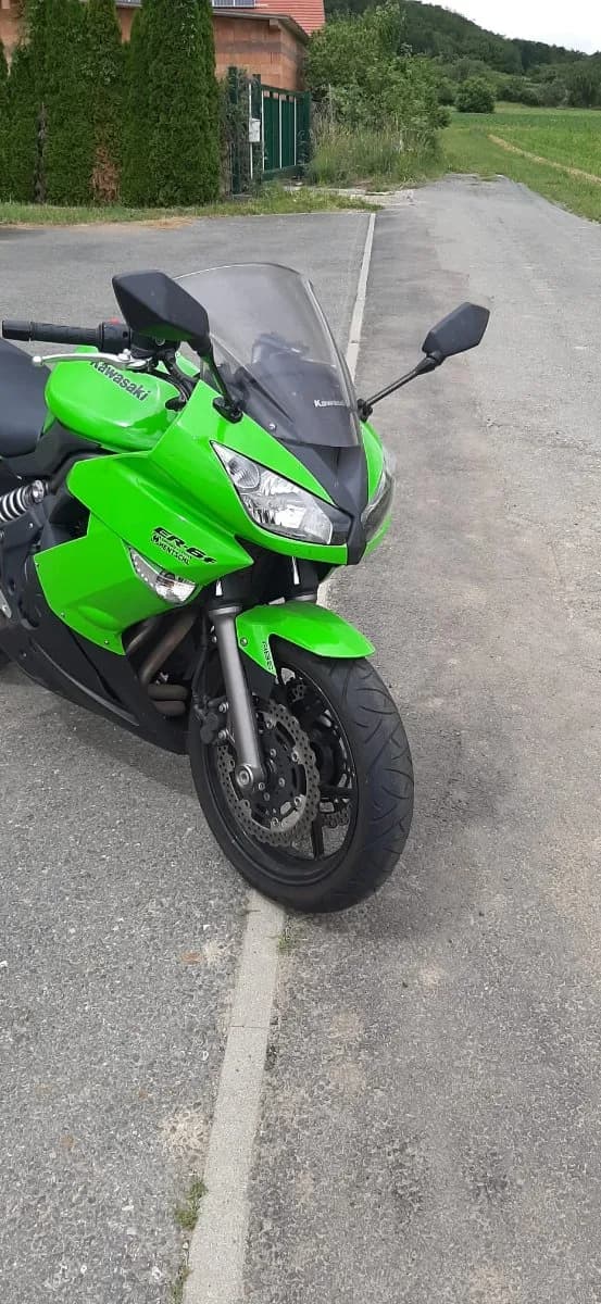 Kawasaki ER