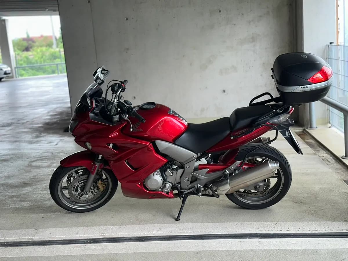 Honda CBF