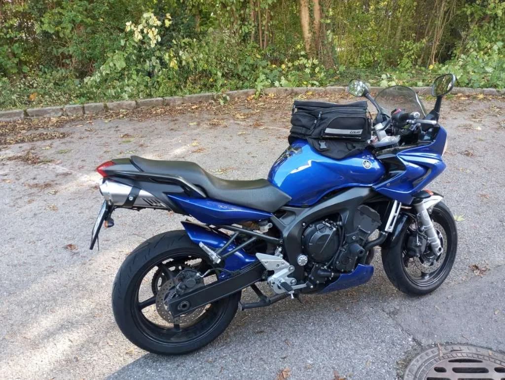 Yamaha FZ
